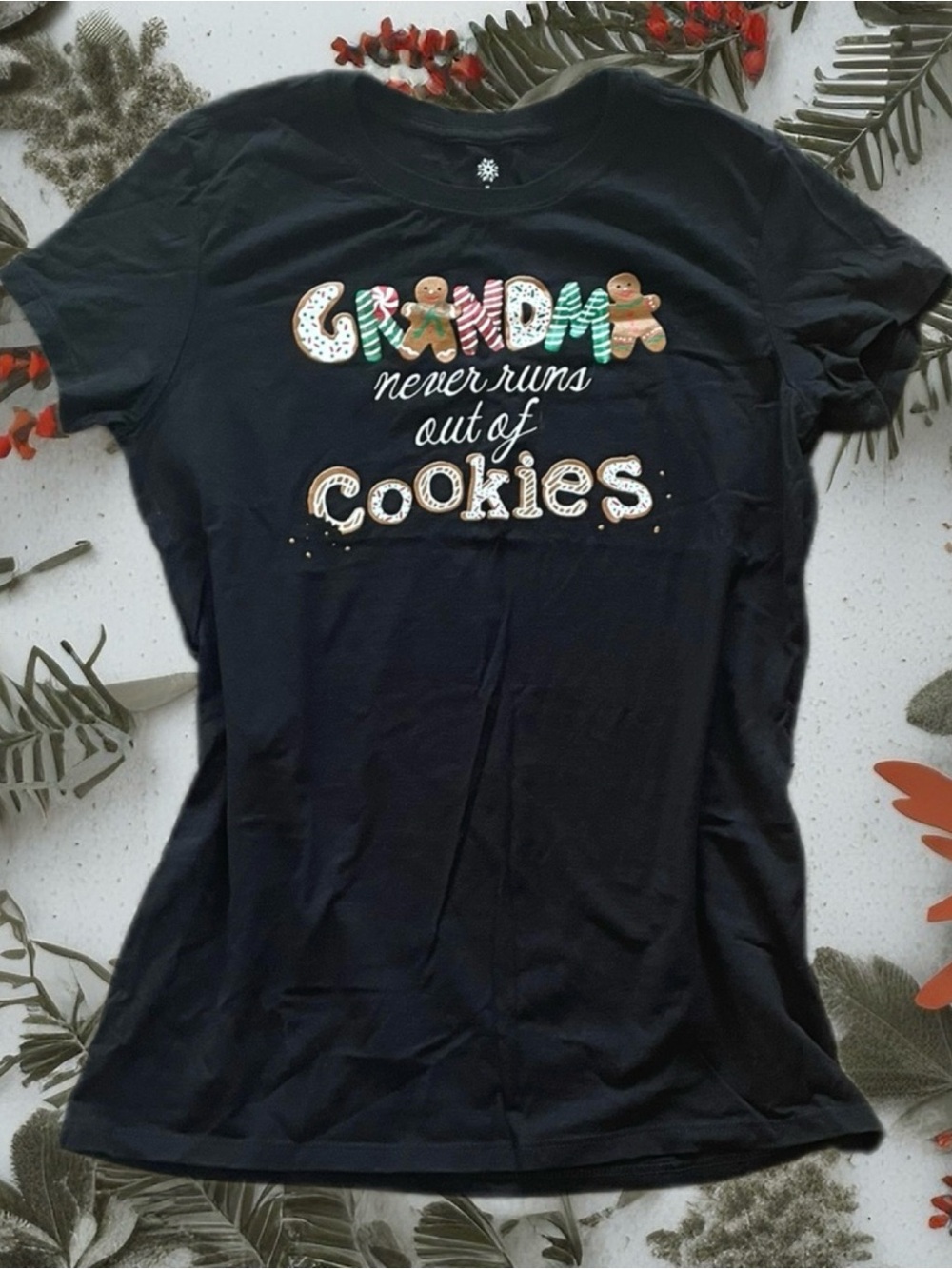 Women’s Christmas Grandma Never Runs Out of Cookies Black Graphic T-Shirt - M
